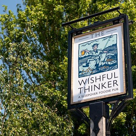 The Wishful Thinker Hotel เลนแนม ภายนอก รูปภาพ