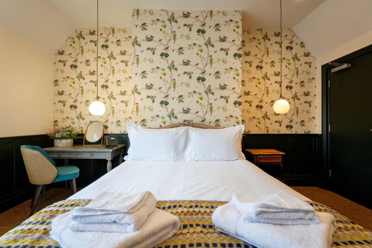 The Wishful Thinker Hotel เลนแนม ภายนอก รูปภาพ